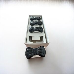 NOS/in box Elegant Vintage 1980s Black&White Bow Napkin Rings 4  Glazed Ceramic